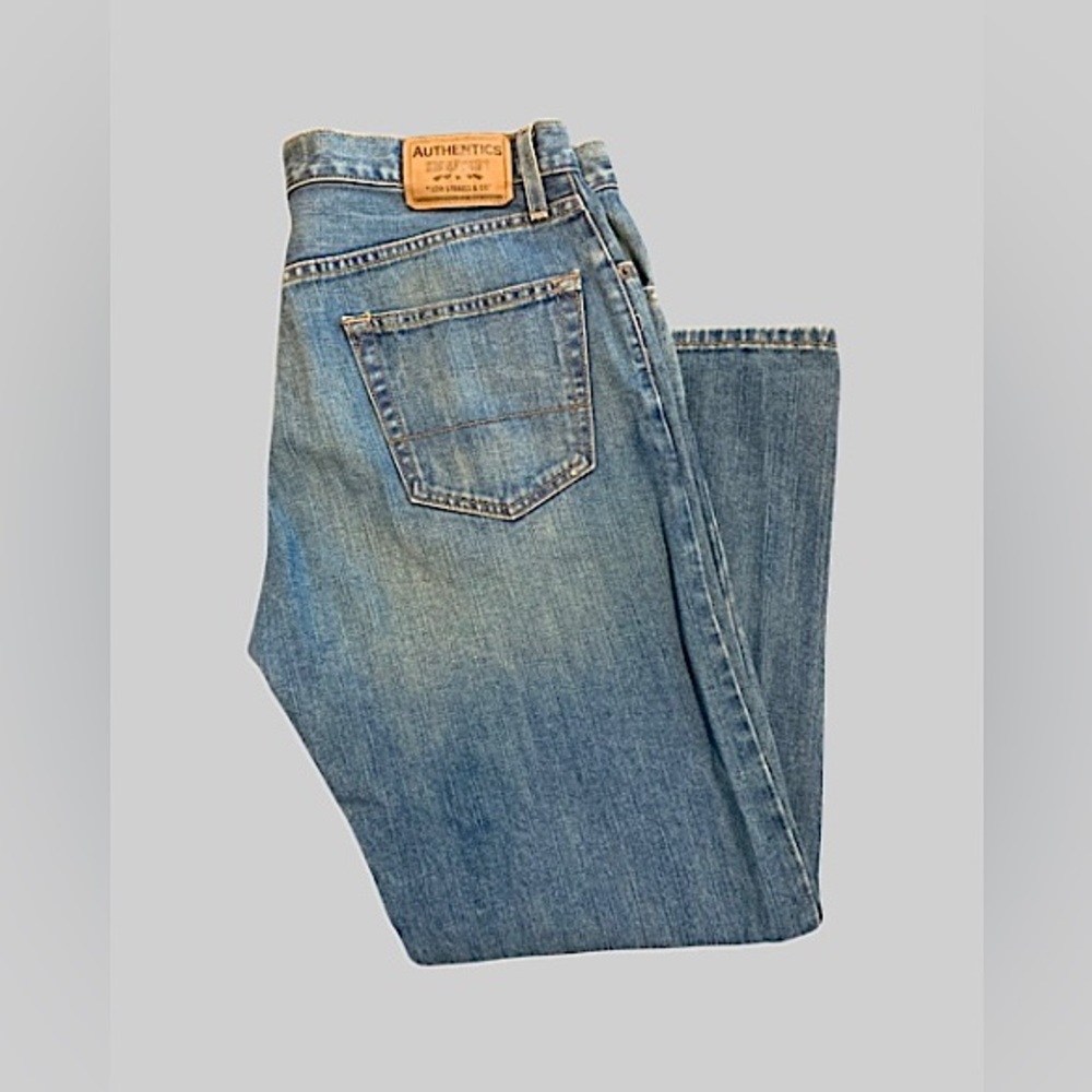Levi Strauss & Co. Authentics Signature Men’s Blue Jeans 36x30 Straight Leg - Picture 1 of 5